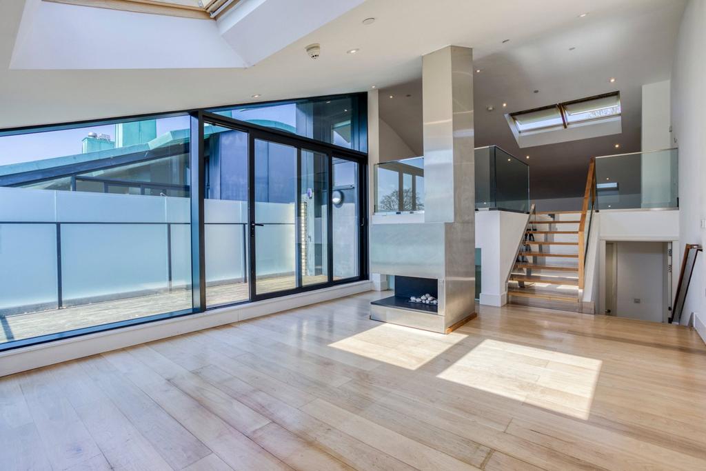 House in Cambridge - View 2
