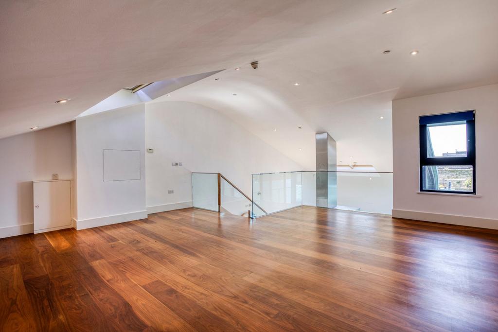 House in Cambridge - View 4