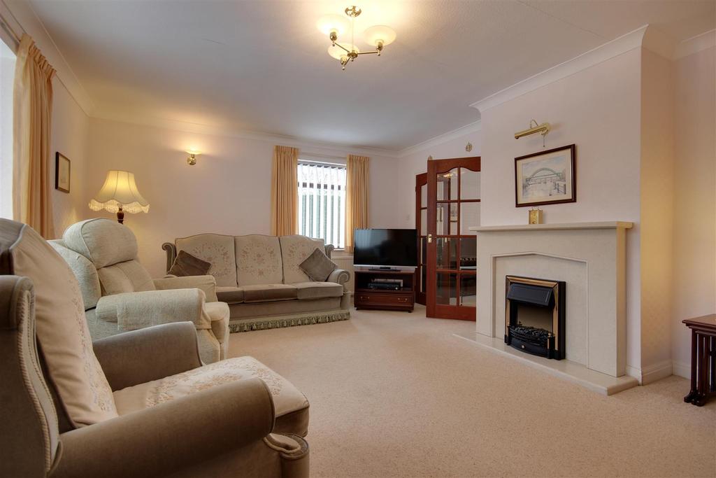 Lounge - Alternative View
