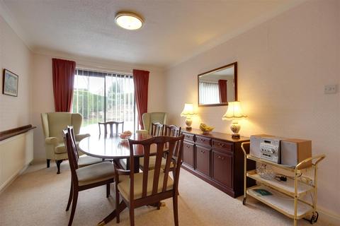 5 Brough Road, South Cave, Brough, HU15 2BU