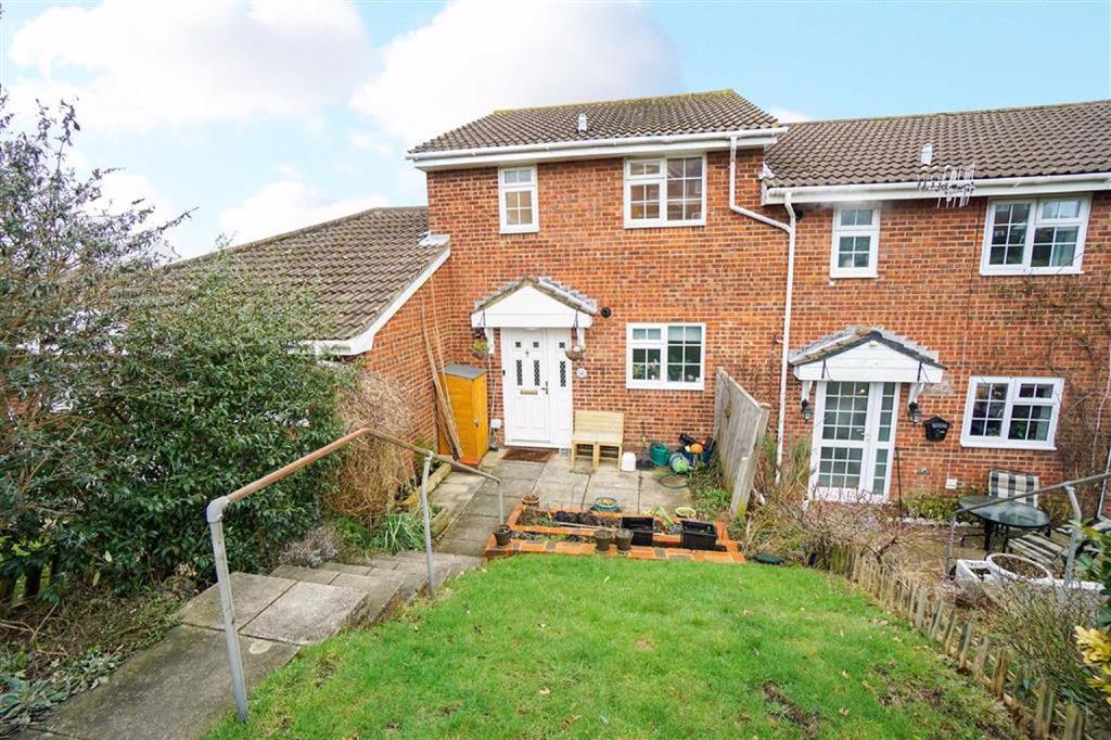 Forest Way, Hastings, East Sussex 3 bed terraced house £265,000