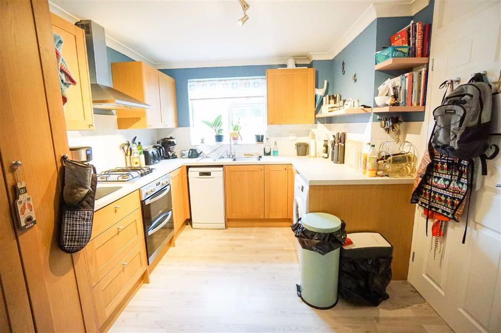 Forest Way, Hastings, East Sussex 3 bed terraced house £265,000