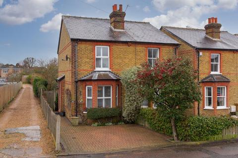 62 Albert Road, Epsom, KT17 4EH