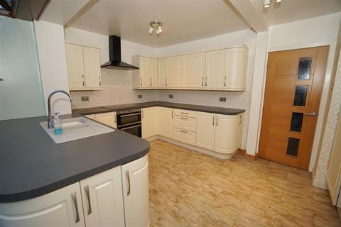 15 Beech Avenue, Horwich, Bolton, BL6 6LU