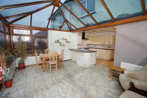 15 Beech Avenue, Horwich, Bolton, BL6 6LU