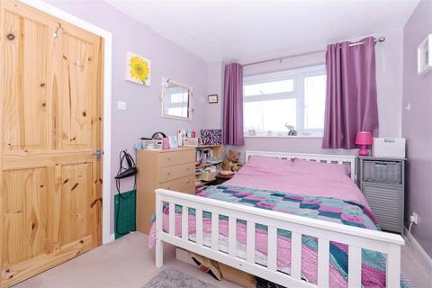16 Coleridge Close, Goring By Sea, Worthing, BN12 6LD