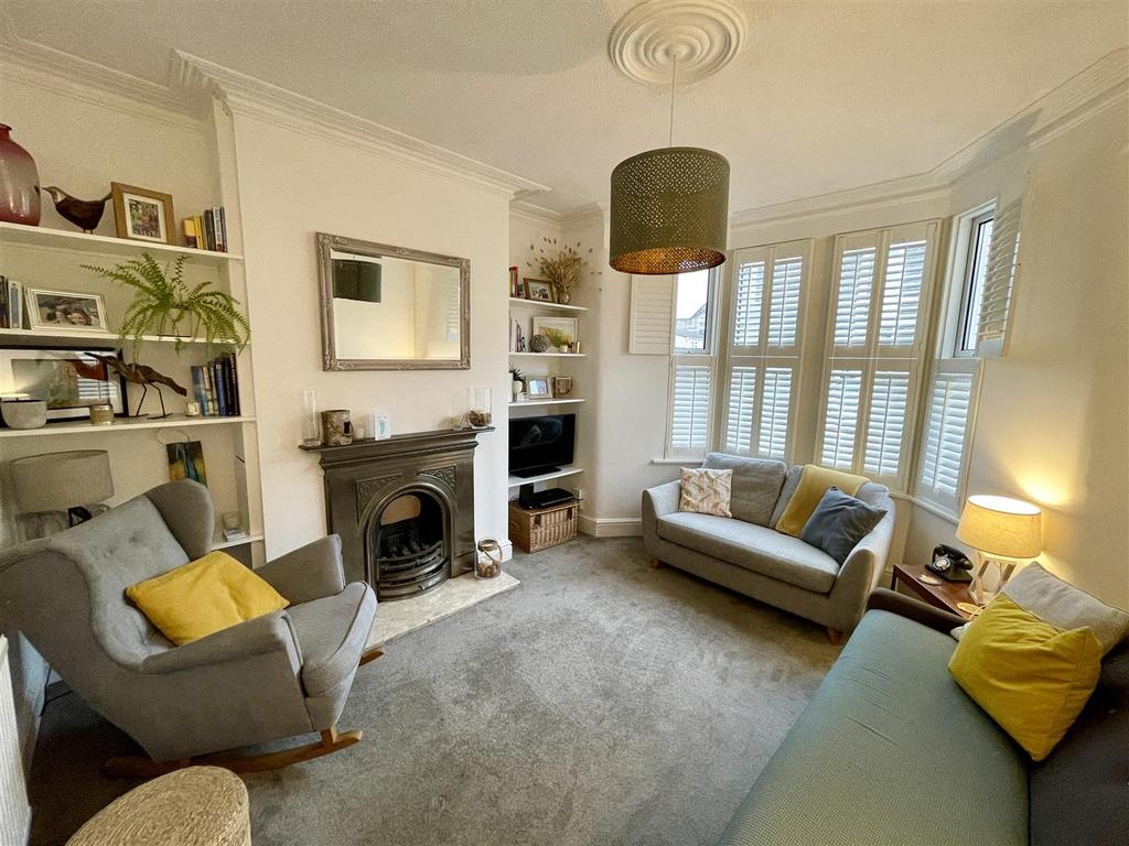 Winchester Road, Bristol 3 bed terraced house £380,000