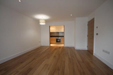2 bedroom apartment to rent, Marlowe House, Kingsley Walk, Cambridge, CB5