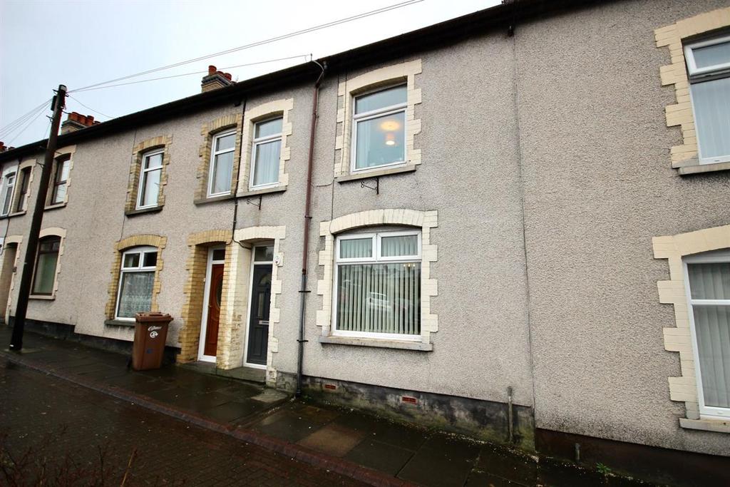 Pwllglas Road, Cefn Fforest, Blackwood 3 bed terraced house £122,450