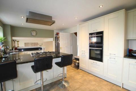 32 Tymawr, Caversham, Reading, RG4 7XR