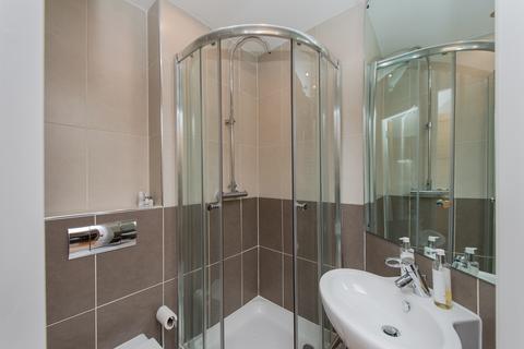 20, Roundhay Court Sutherland Avenue, Leeds, LS8 1BL