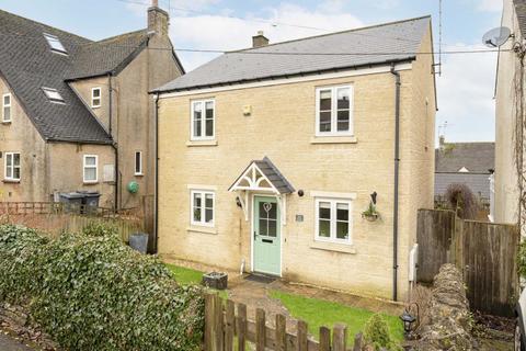 16 Cross Leys, Chipping Norton, OX7 5HG