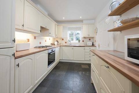 16 Cross Leys, Chipping Norton, OX7 5HG