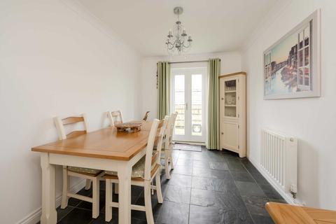 16 Cross Leys, Chipping Norton, OX7 5HG