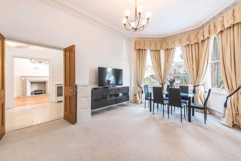 104 Alleyn Road, London, SE21 8AH