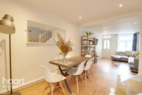 133 Marks Road, Romford, RM7 7AF