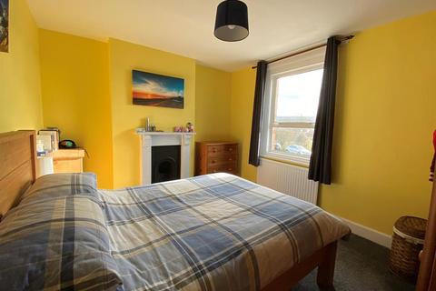 38 Avenue Terrace, Stonehouse, GL10 3RE