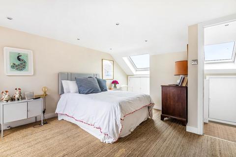 39 Moffat Road, London, SW17 7EZ