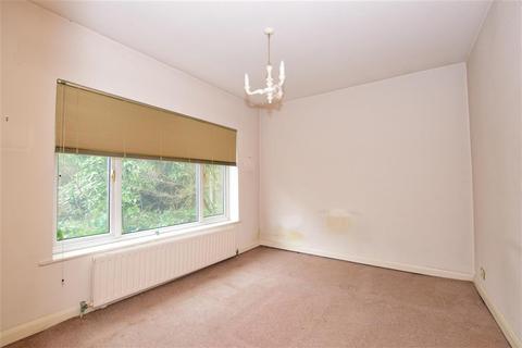 9 Bentley Way, Woodford Green, IG8 0SE