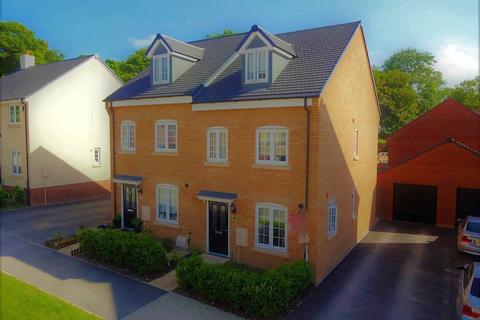 18 Abacot Grove, Houghton Regis, Dunstable, LU5 6GE
