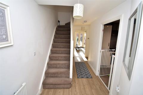 18 Abacot Grove, Houghton Regis, Dunstable, LU5 6GE
