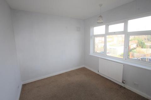 3 Lincoln Close, London, SE25 5ET