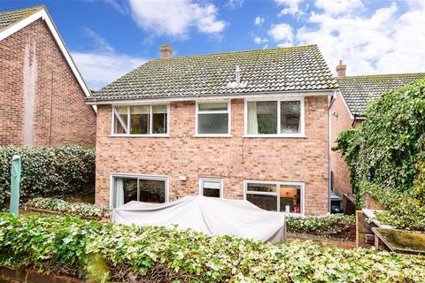 107a Downs Road, Istead Rise, Gravesend, DA13 9HD