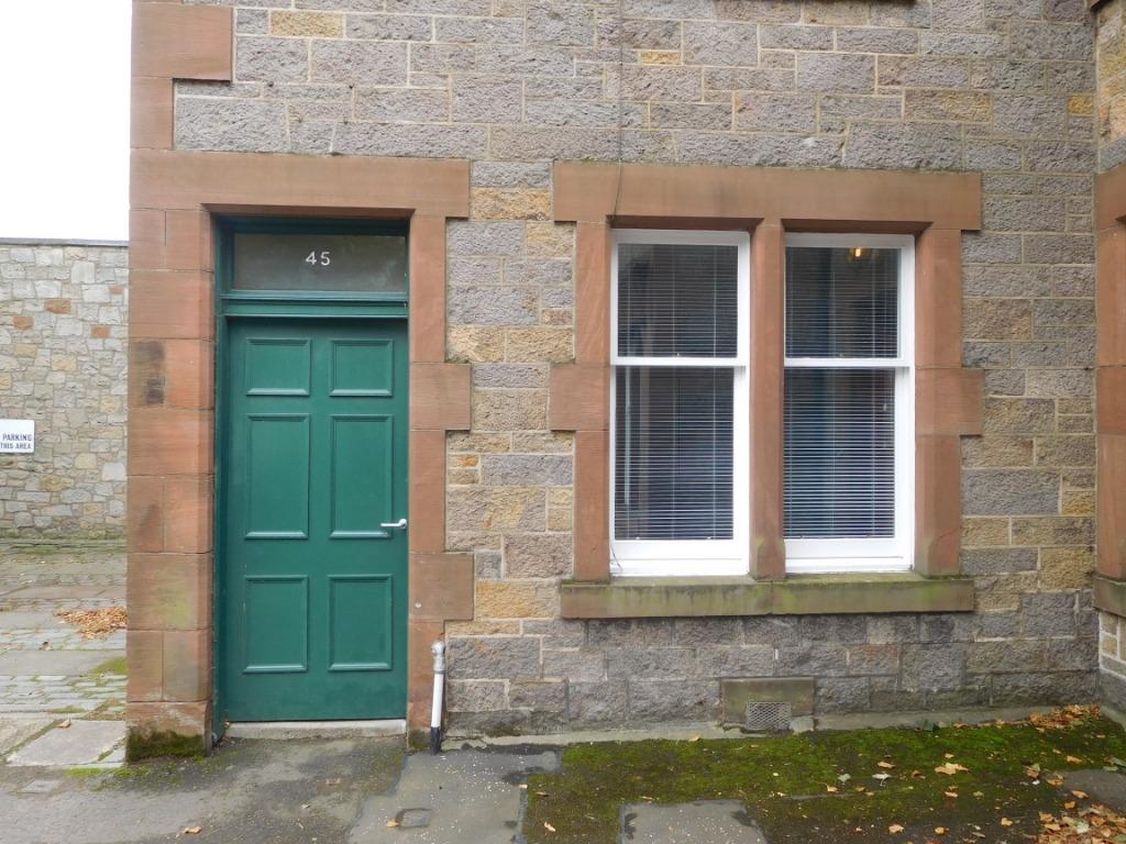 Court Street, Haddington, East... 2 bed flat £655 pcm (£151 pw)