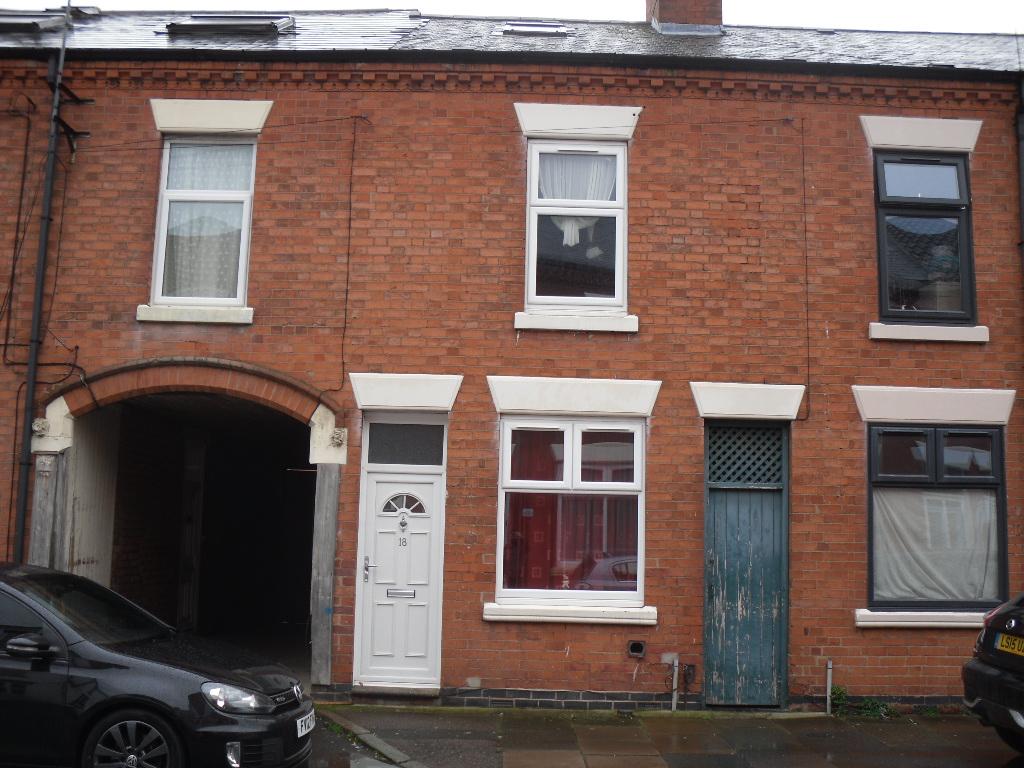 Parry Street, off Greenlane road, Leicester LE5 3 bed terraced house