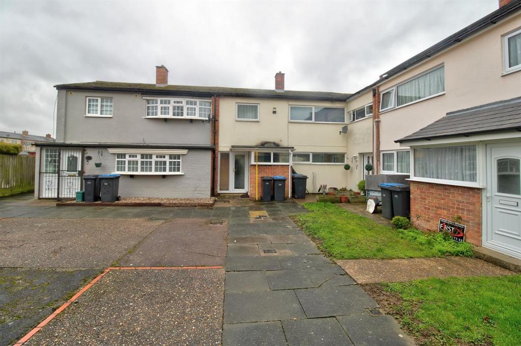 The Fortunes, Harlow 3 bed terraced house £280,000