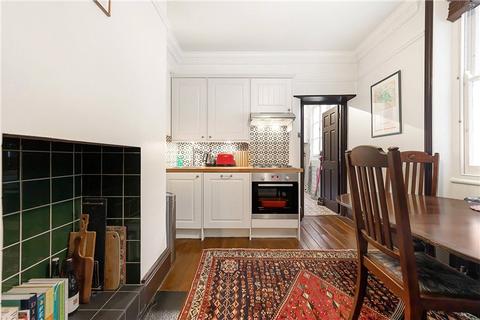 136 Amelia Street, London, SE17 3AR