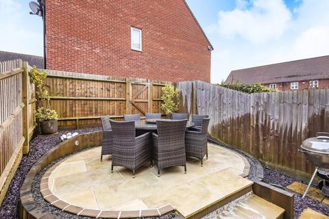 19 Ravens Dene, Chislehurst, BR7 5FL