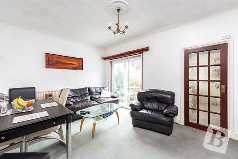 4 bedroom semi-detached house for sale, Springhead Road, Northfleet, Gravesend, DA11