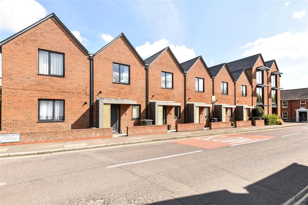 Gordon Road, Winchester, Hampshire, SO23 2 bed terraced house £1,450