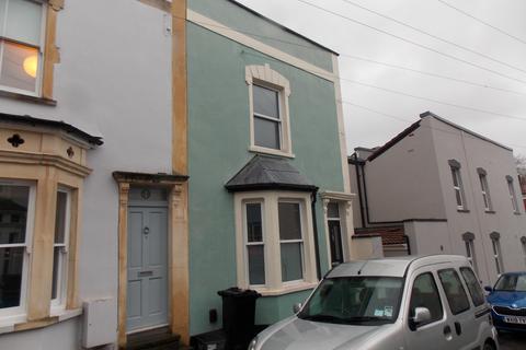 2 bedroom terraced house to rent, Merrywood Close, Southville, Bristol BS3