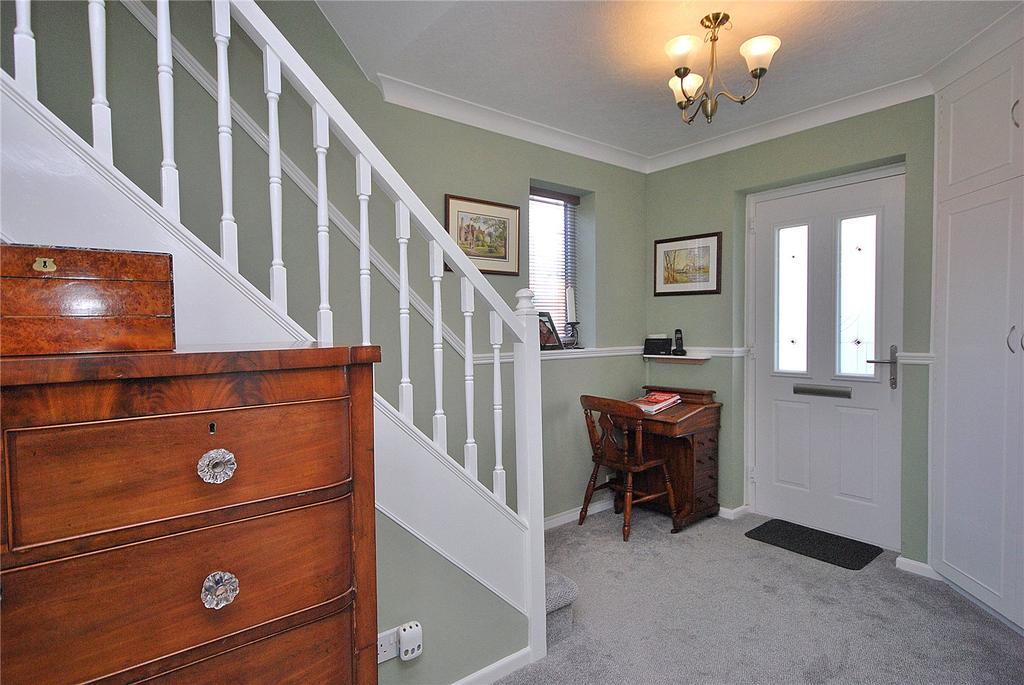 Jenny Lane, Mirfield, WF14 3 bed semidetached house £200,000