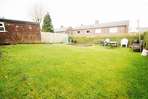 9 Warlow Crest, Greenfield, Oldham, OL3 7HD