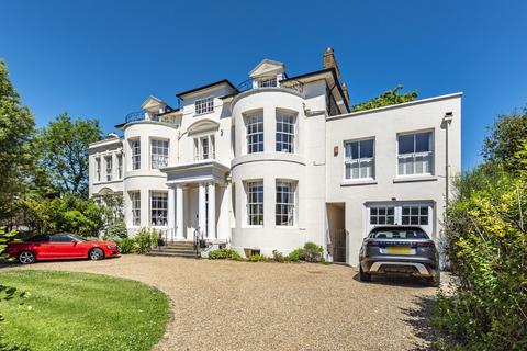 Flat 3, 19 Morden Road, London, SE3 0AD
