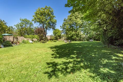 Flat 3, 19 Morden Road, London, SE3 0AD