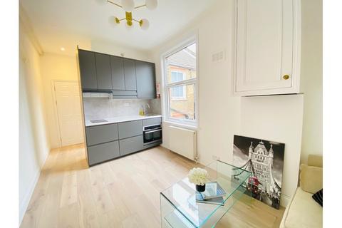 undefined, Stronsa Road, Wendell Park W12