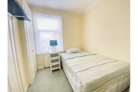 undefined, Stronsa Road, Wendell Park W12