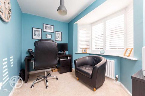 9 Davy Drive, Shefford, SG17 5ZF
