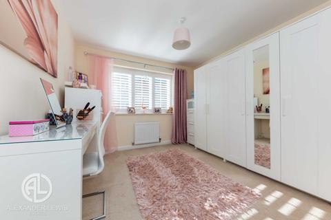 9 Davy Drive, Shefford, SG17 5ZF