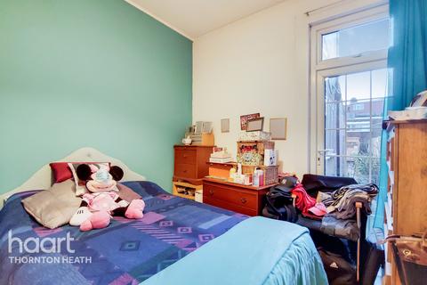 Flat A, 39 Brook Road, Thornton Heath, CR7 7RD