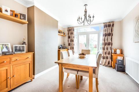 15 Boleyn Gardens, West Wickham, BR4 9NG