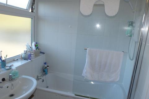 2 bedroom ground floor flat to rent, Priory Court, Mountfield Road, Lewes BN7