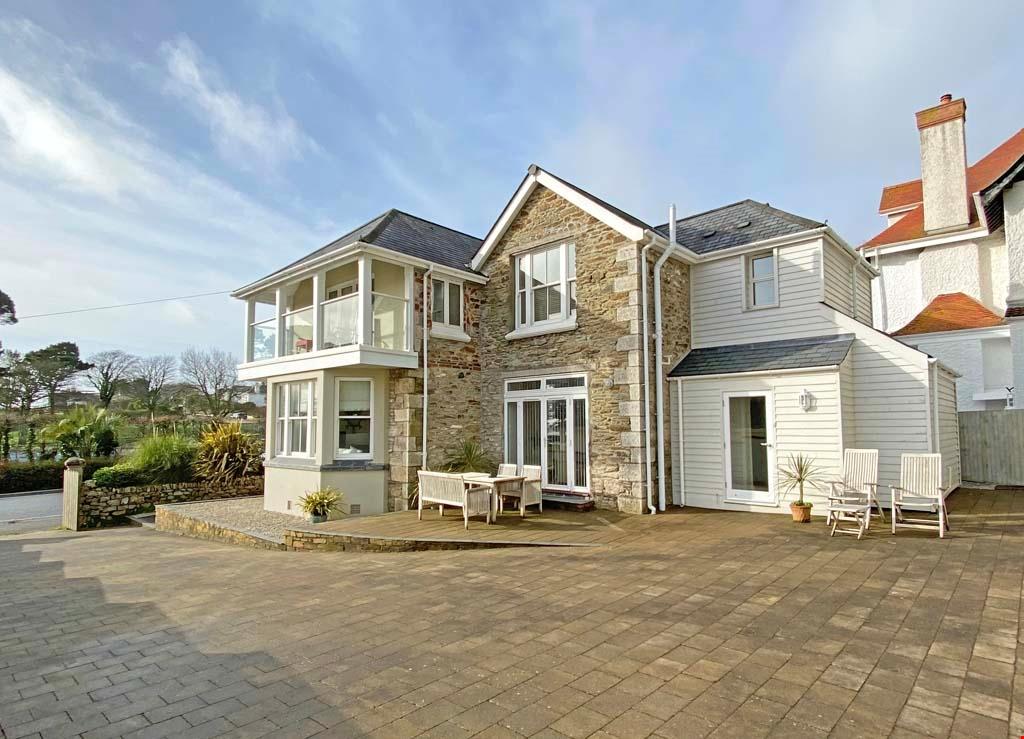 Cliff Road, Falmouth, Cornwall 4 bed detached house £1,250,000