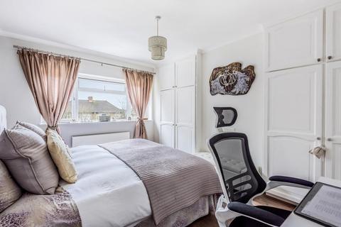196 Bridle Road, Croydon, CR0 8HL