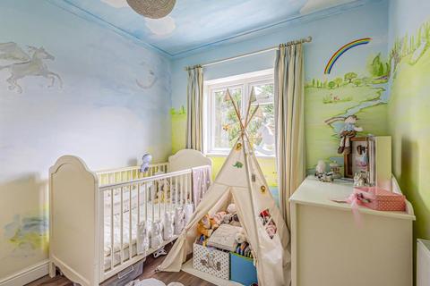 196 Bridle Road, Croydon, CR0 8HL
