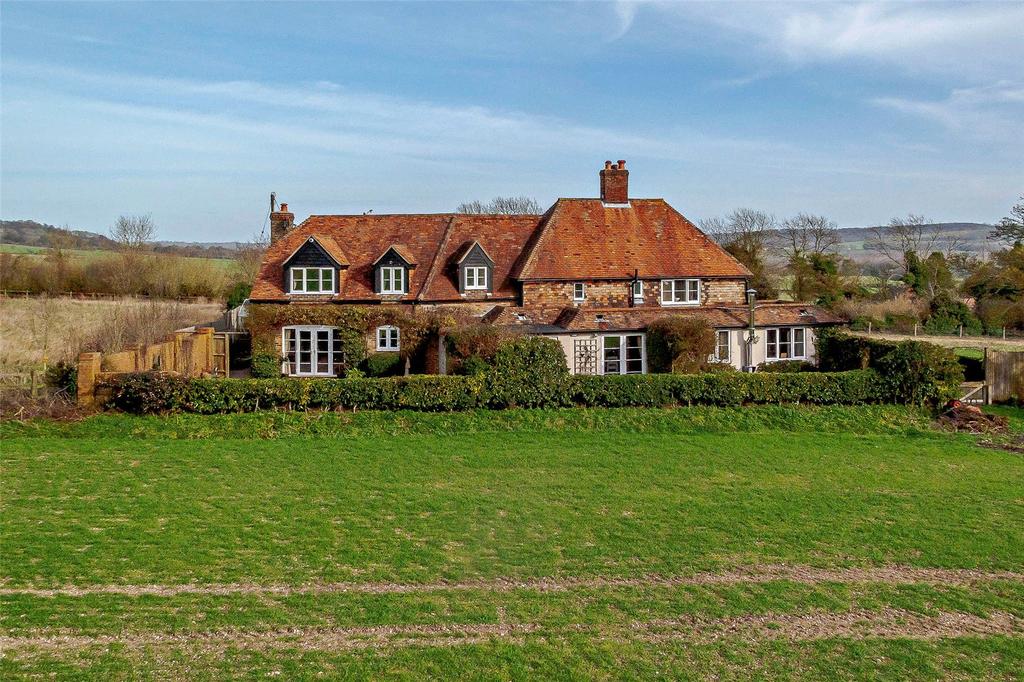 White Hill, Bilting, Ashford, Kent, TN25 5 bed detached house £1,100,000